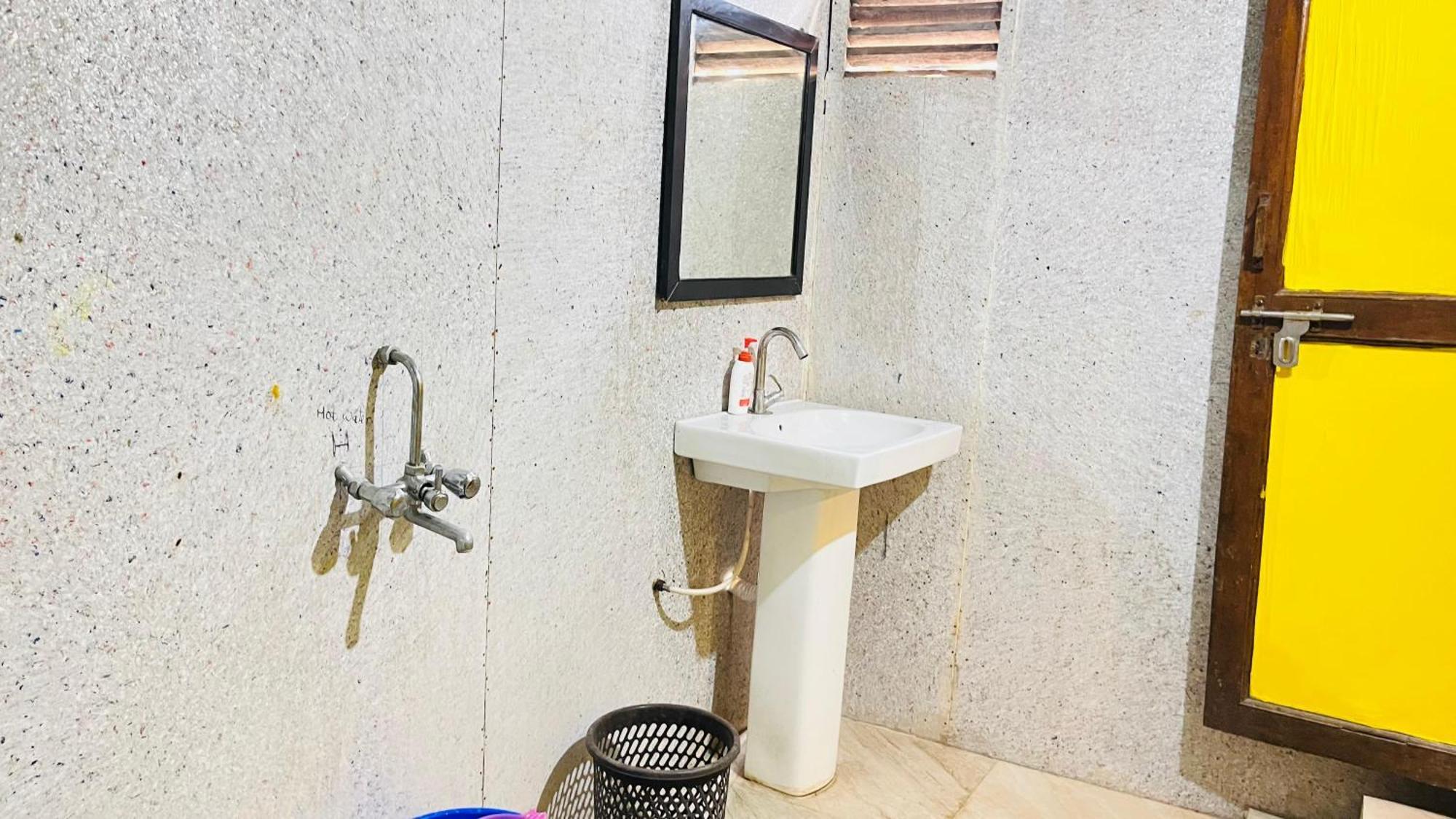Sameer Beachfront Cottages คานาโคนา ภายนอก รูปภาพ